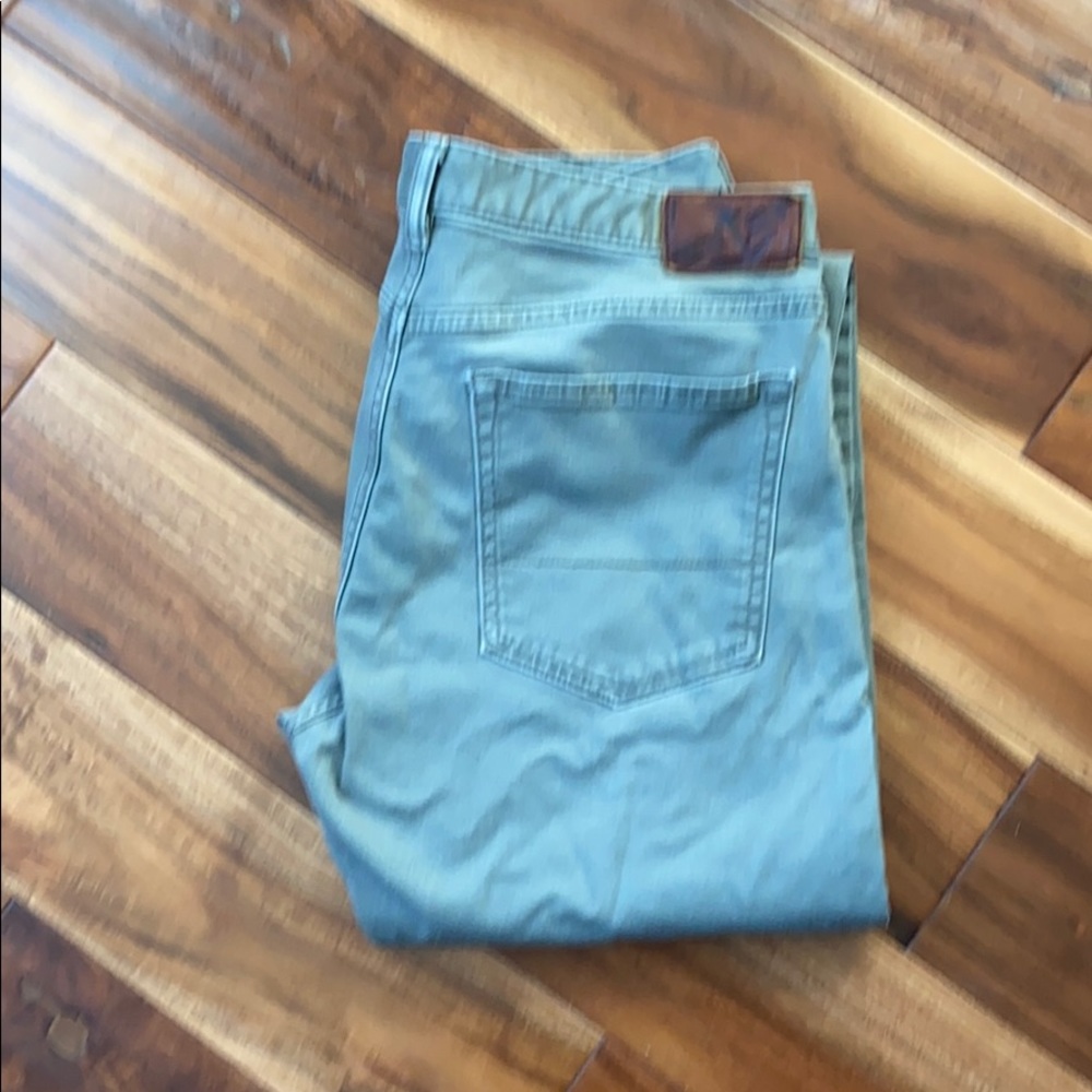 Docker’s khaki jeans